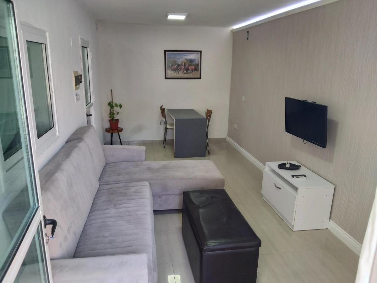Compact Home Никосия Экстерьер фото